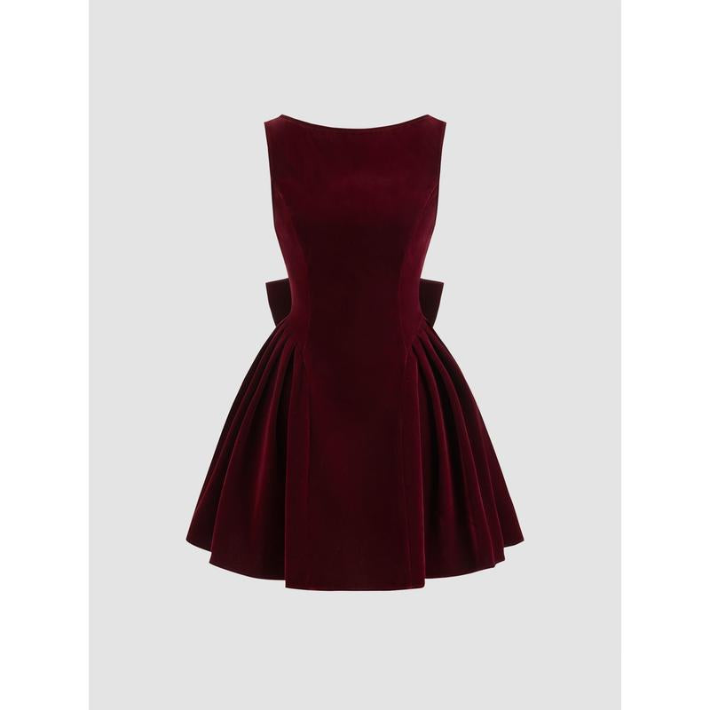 Turn heads in our Cider Velvet Boat Neck Bow Backless Mini Dress! 🍂✨ #FashionGoals #OOTD