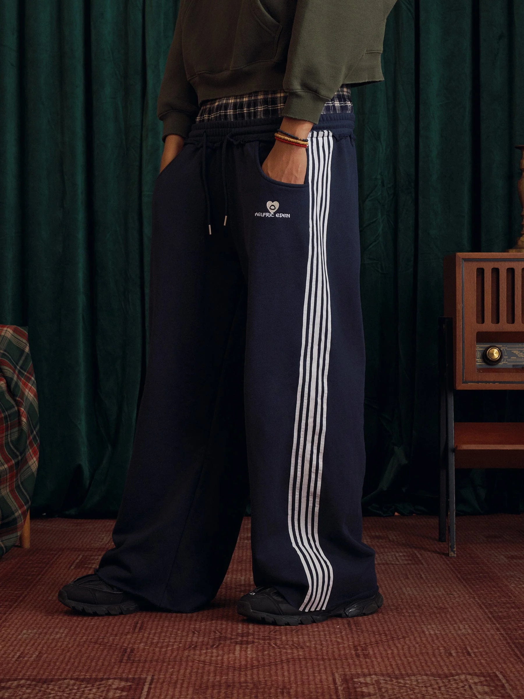 Elevate Your Comfort with Our Stylish Double Waist Baggy Sweatpants - Perfect for Street Style!