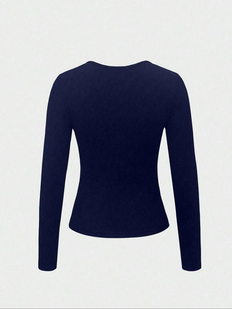 Spooktacular Style: Women's Skull Print Zipper Top for All Seasons! 🎃💀✨